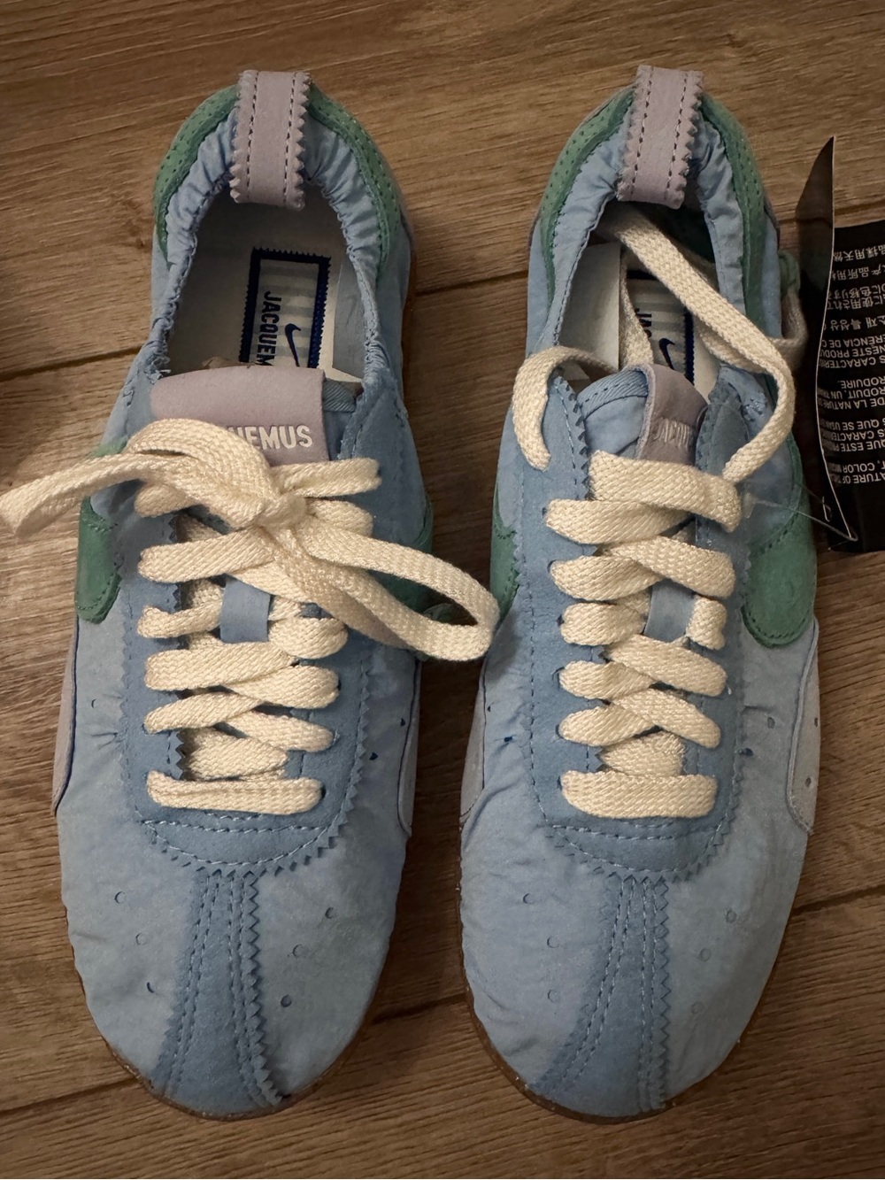 Moon Shoe Jacquemus + Nike W 6